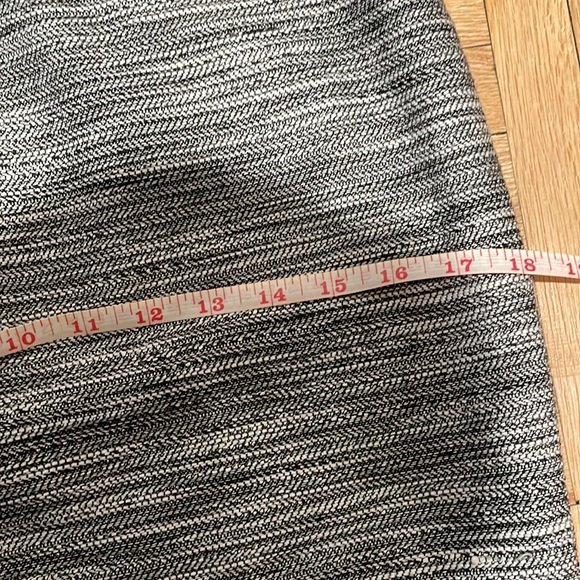 Calvin Klein winter pencil skirt - Picture 5 of 7